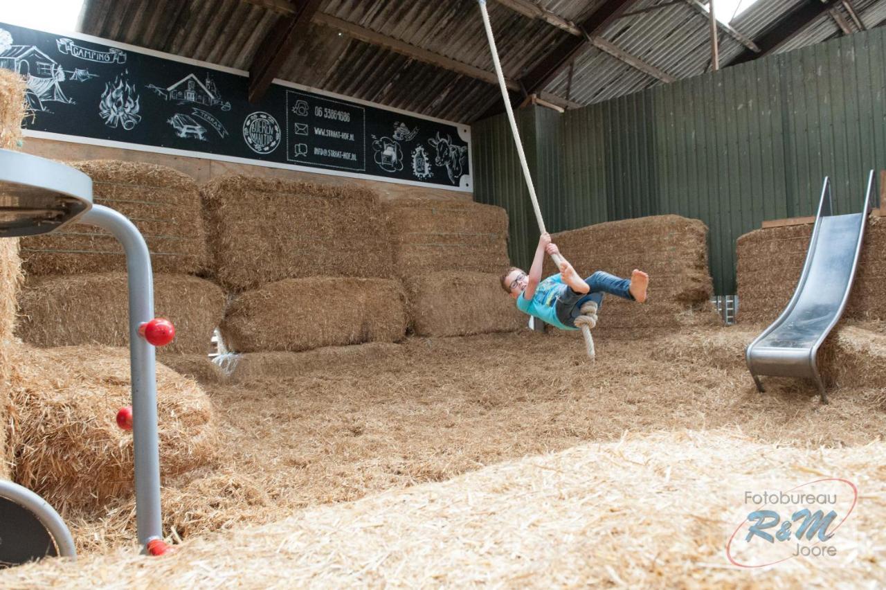 Leimuiden Herberg Boerderij De Straat-Hof Bed & Breakfast エクステリア 写真